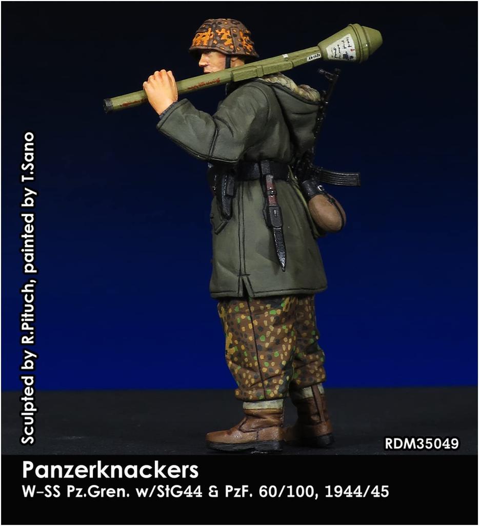 Rad Miniature WWII German Waffen SS Grenadier StG44 Assault Rifle Panzerfaust Resin Kit RDM35049 1/35 & 60/100 1944-45