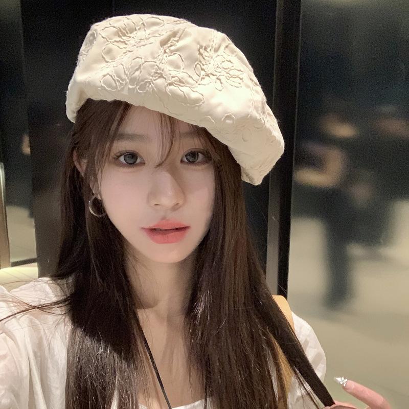 Hat Female Flower Embroidery Beret Retro Painter Hat Versatile Face Small Bud Hat Niche Pumpkin Hat