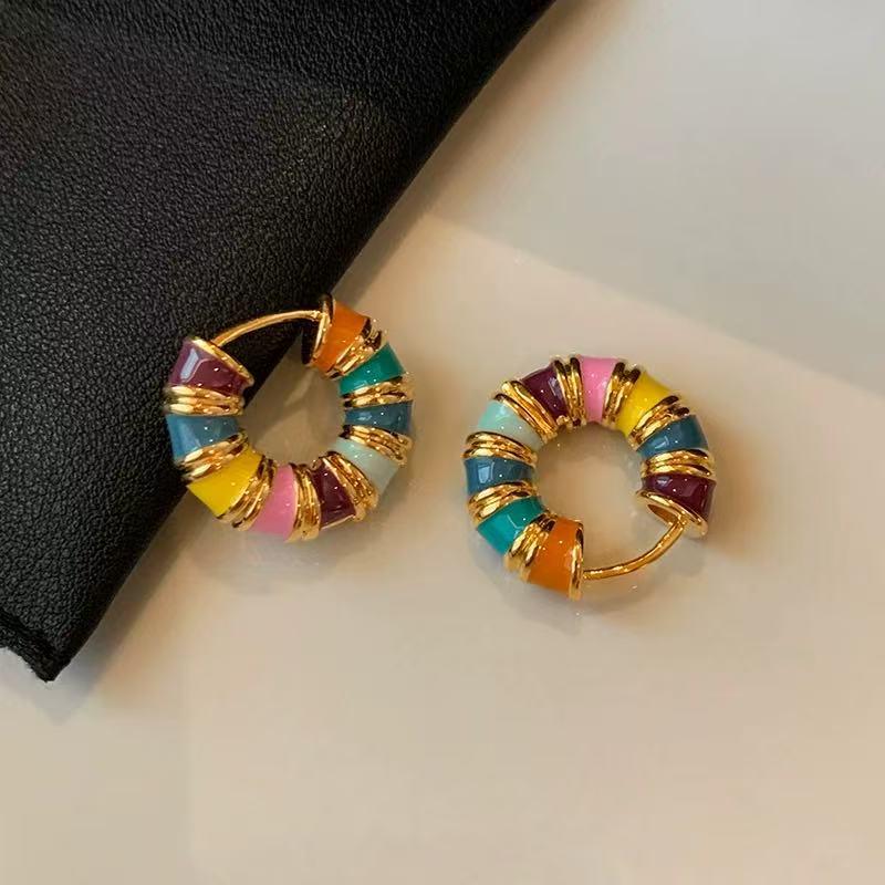 Colorful Drip Oil Ear Cuffs: High-End Luxury Circle Earrings for a Unique Summer Look