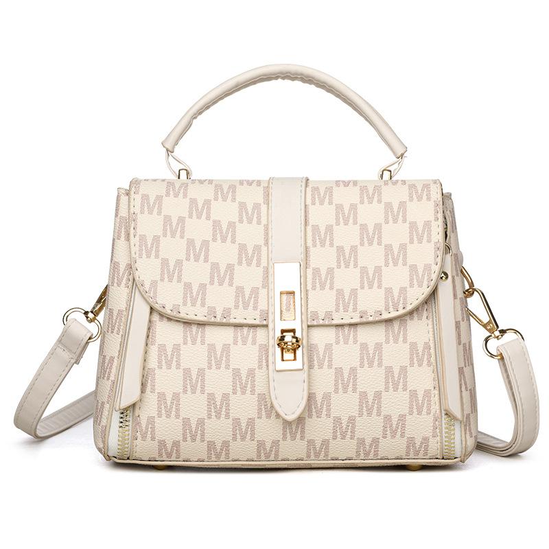 Fashion Temperament Light Luxury High Sense Women's Handbag Korean Version Commuter Style Versatile Classic Messenger Bag