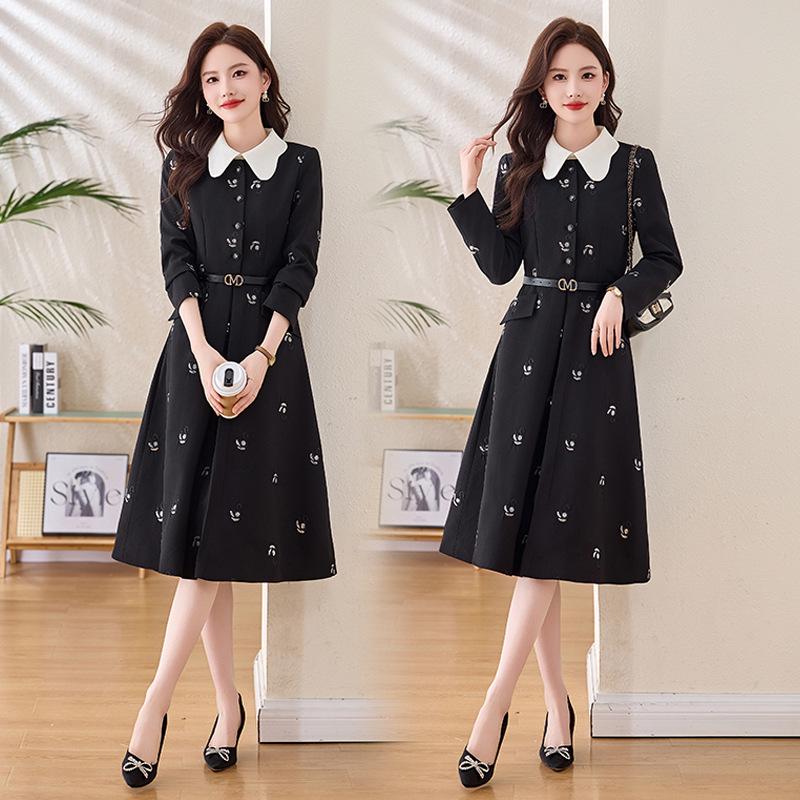 

Весеннее элегантное платье с вышивкой, длинным рукавом и поясом NY2556 L 110-120 jin чёрный