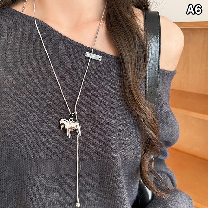 Cartoon-Pferde-Anhänger-Halsketten Für Frauen Damen Pullover-Ketten Verstellbare Lange Seilkette Tägliche Passende Accessoires