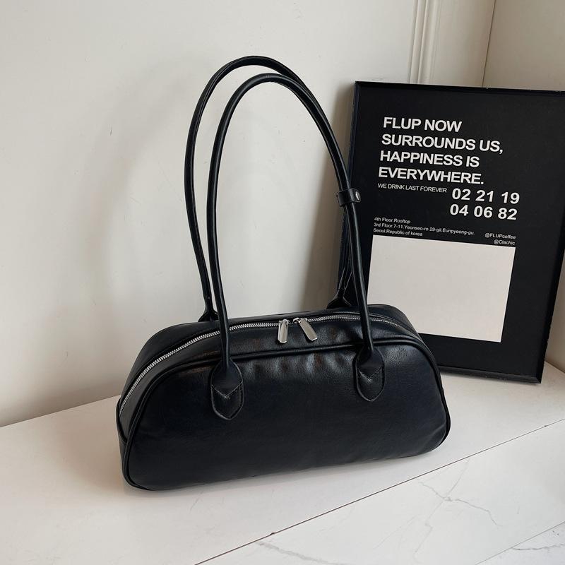 

Внешний заказ усовершенствованная текстура простая модная ретро сумка через плечо подмышкой женская 2024 осень и зима новая универсальная сумка-багет