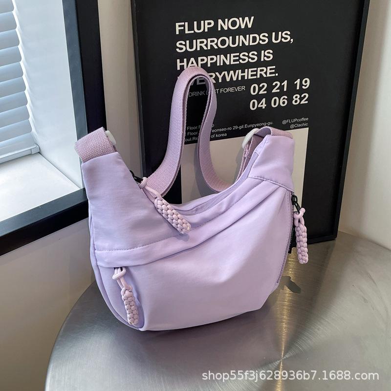 Korean Version of Simple Commuter Small Bag Shoulder Bag Women's 2024 New Casual Dumpling Bag College Student Versatile Messenger Bag