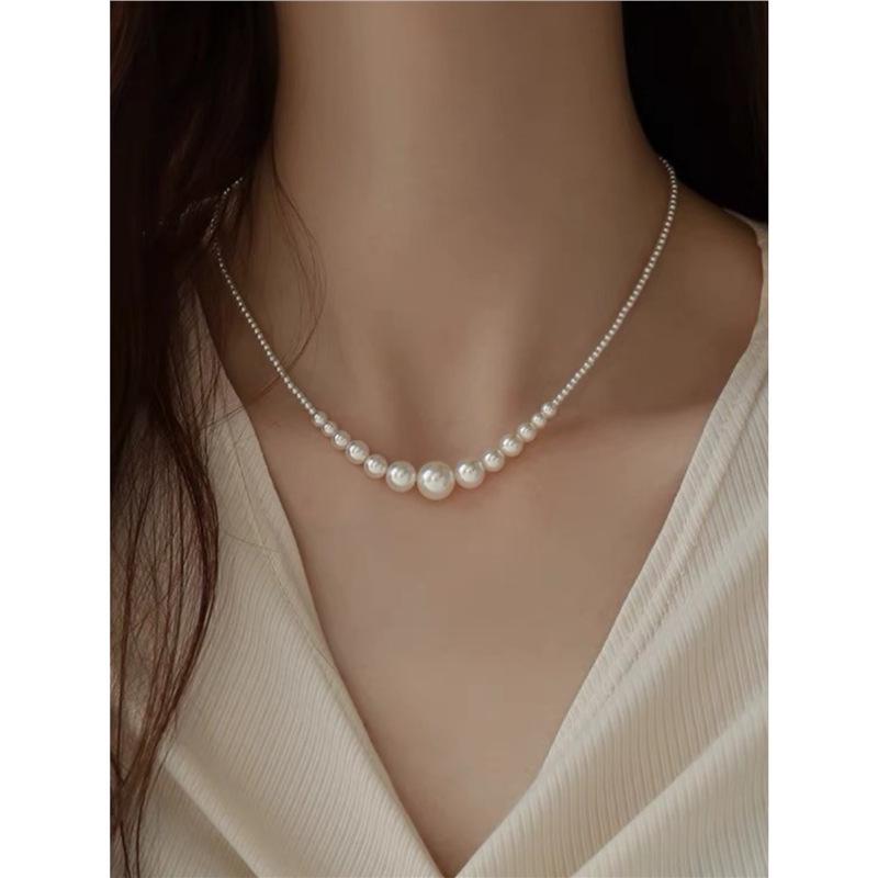 Pearl Gradient Clavicle Necklace - Women's Fashionable French Bead Jewelry
