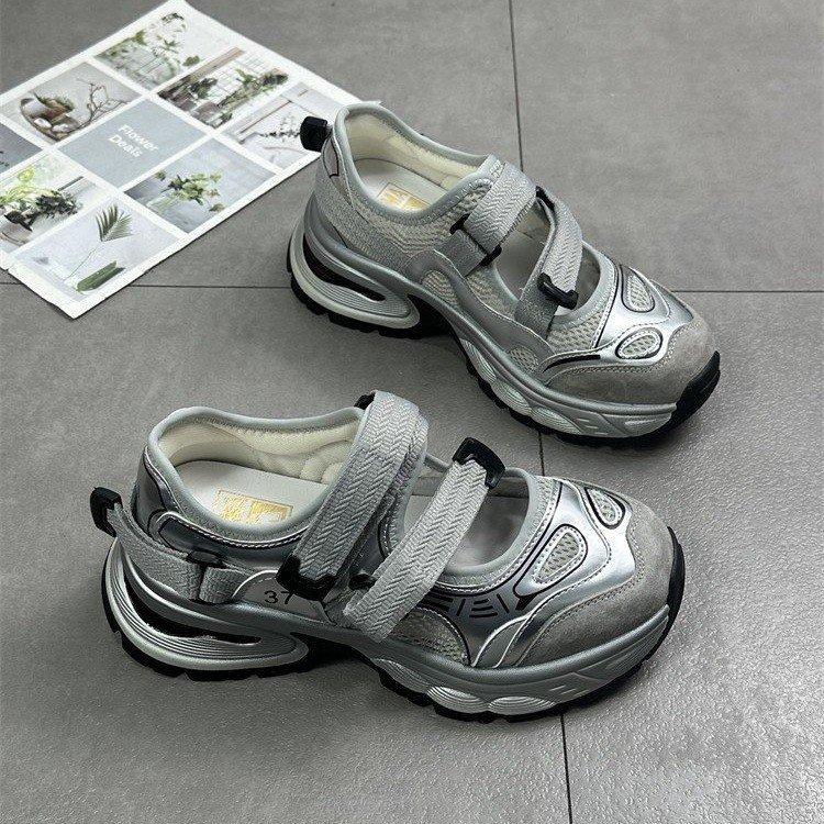 Thick-soled hollowed-out and breathable dad sandals women's new summer 2025 outer wear Velcro color matching casual sports shoes