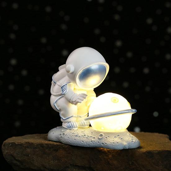 Rechargeable LED Spaceman Planet Kids Bedroom Bedside Nursery Table Lamp Home Decoration