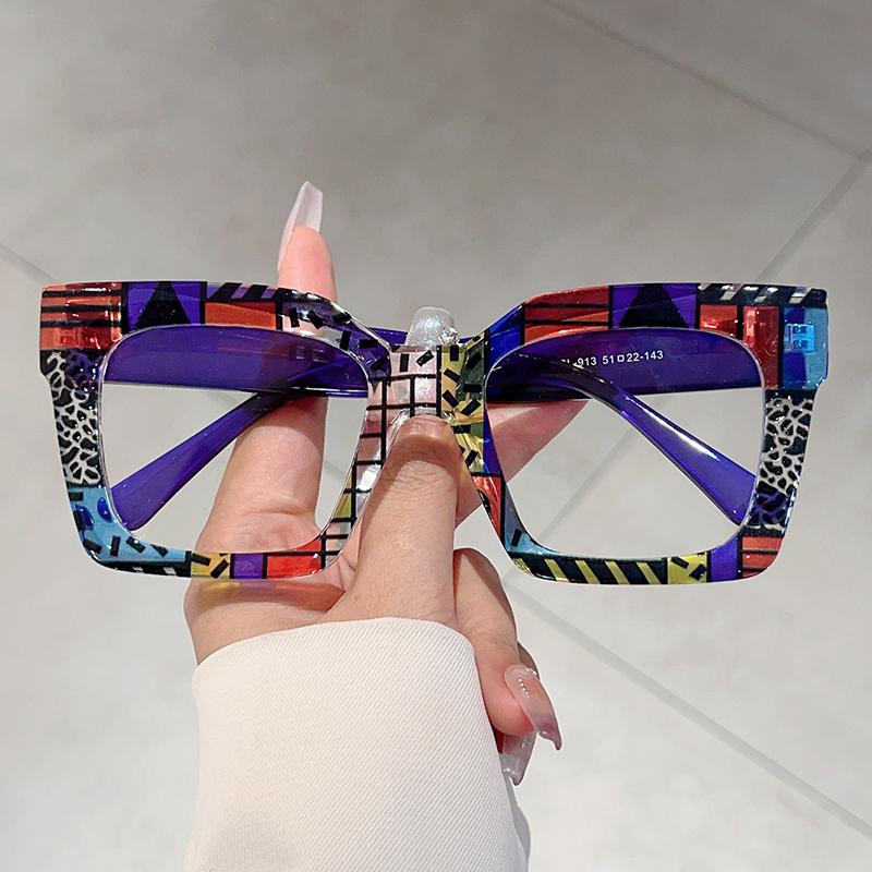 Fashion Colorful Stripe Oversize Glasses Stylish Brand Design Eyewear Personalized Square Decor Chic Frame for Women's