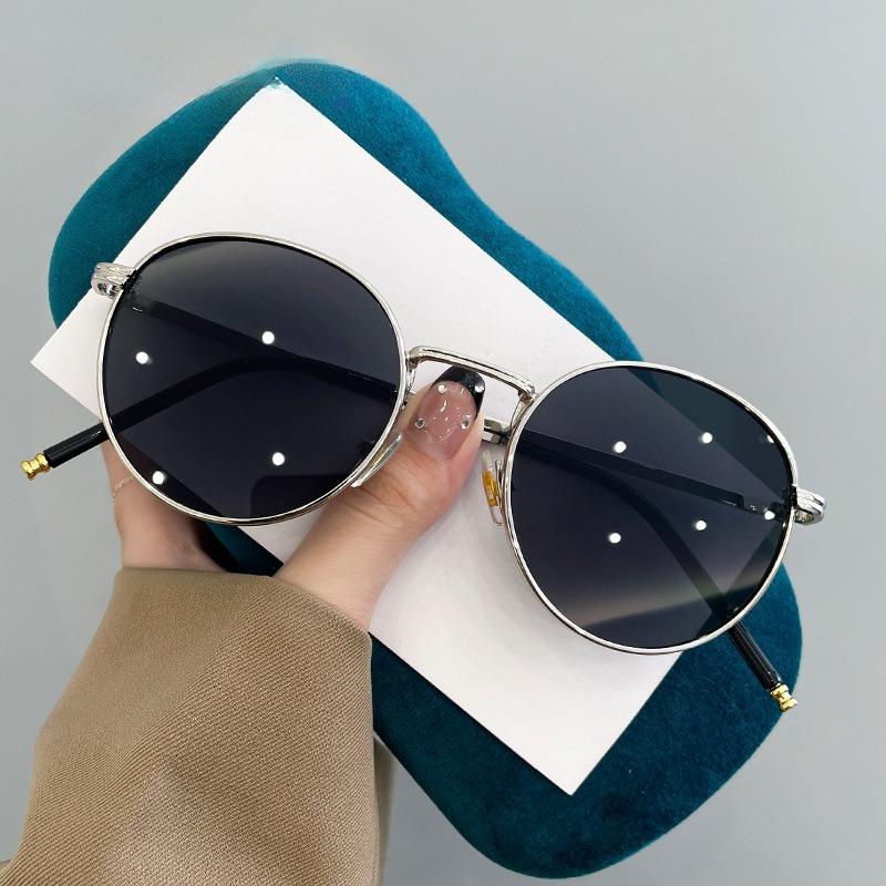 New Vintage Sunglasses for Women Men Round Sun Glasses Female Retro Shades Metal Circular Frame Eyewear