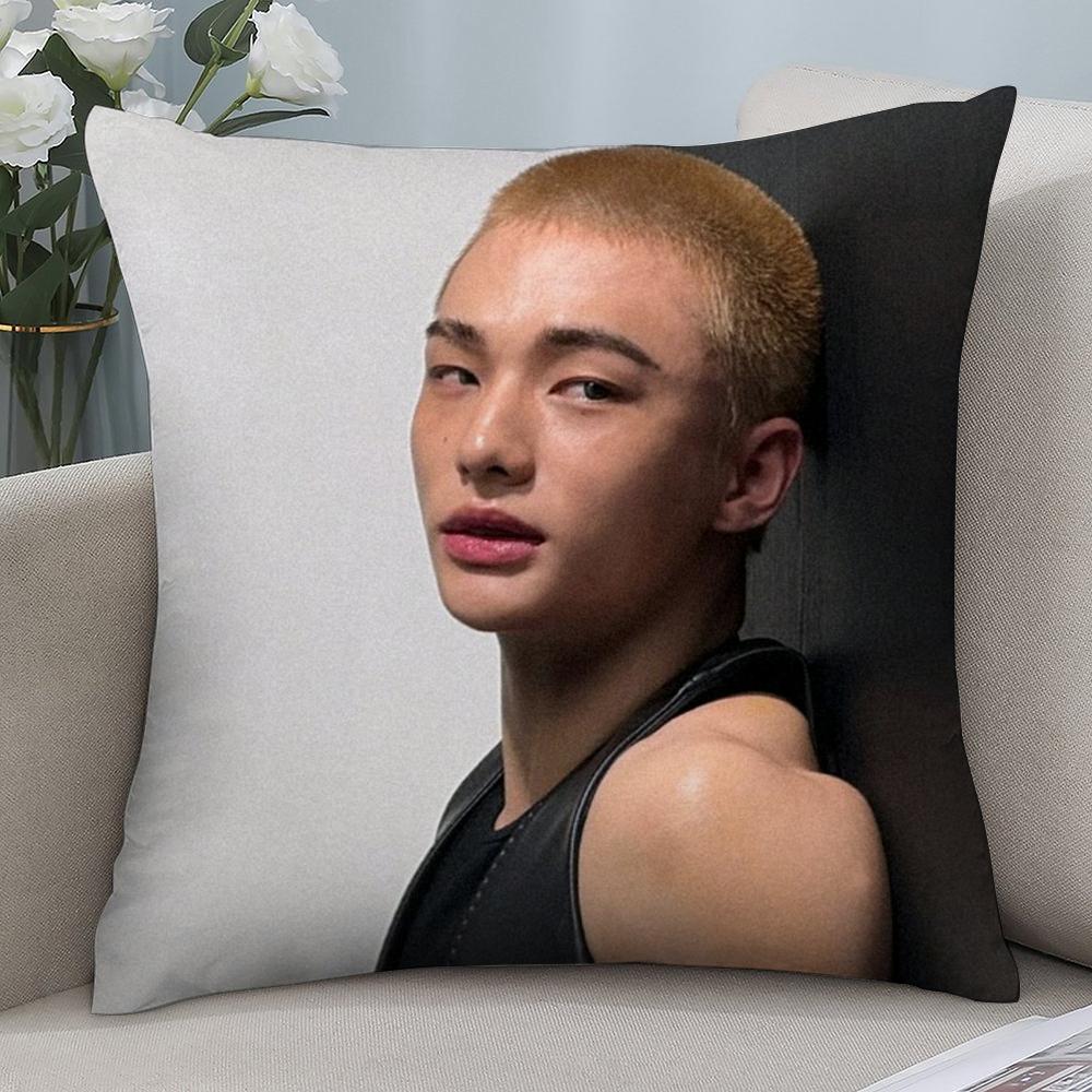

H-Горячий KPOP айдол h-Хёнджин Наволочка Короткий плюш Диван Декоративный Подарок Дом Двусторонняя печать Подушка 12x12in 30x30cm