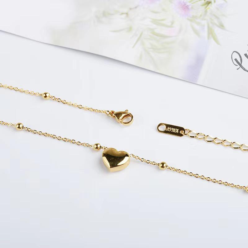 Korean Beaded Heart Clip Necklace: Women's Gold Titanium Steel Ins-Style Clavicle Chain with Stainless Steel Spacer Beads