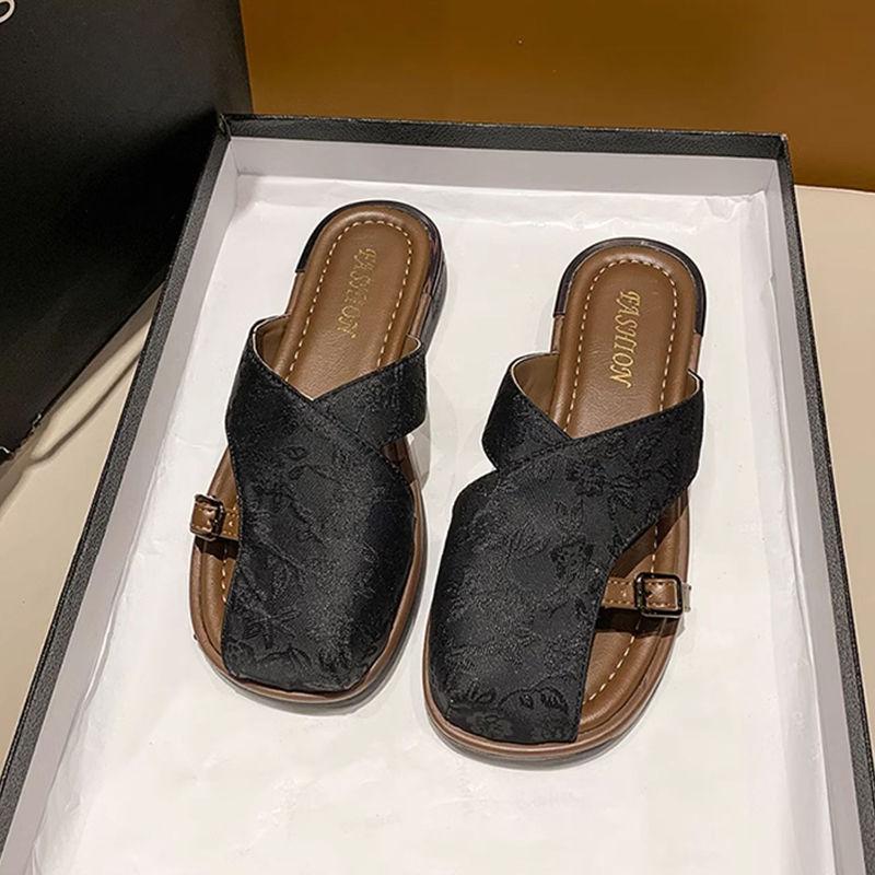 Low Heel Shoes for Women Outside Sandals Original Casual Slides Chic and Elegant Clappers 39 Shoe Wholesale Price Woman Slippers