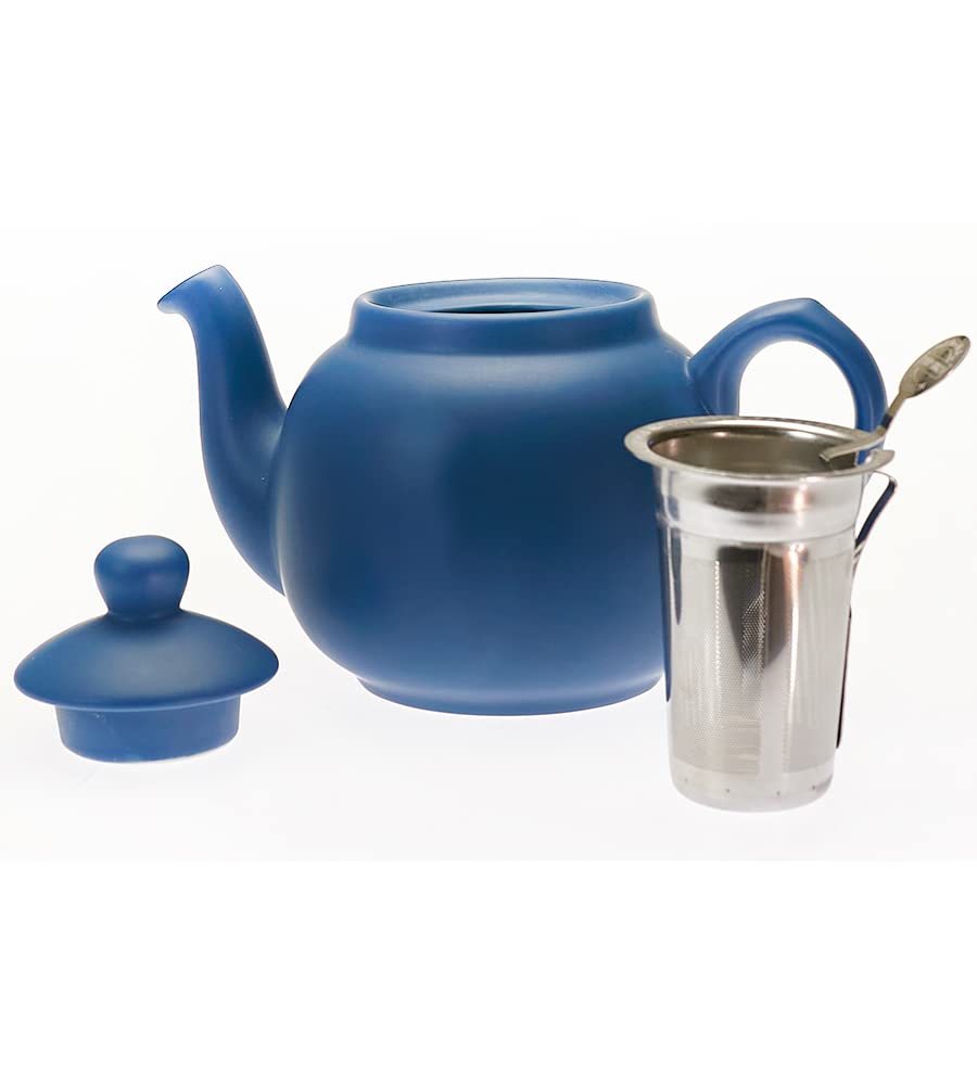 This 600ml teapot from the home of authentic British black tea is crafted in Nordic Blue stoneware and features a charming rounded shape and a