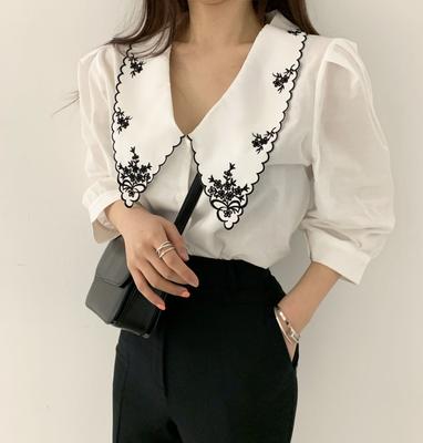 Eleganta vita blommiga broderier Dam Skjortor Vintage Blusar Koreansk Puffärm Blus Kläder Toppar