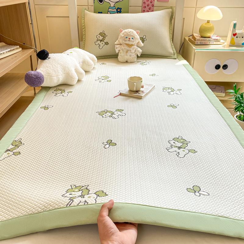 Ice Silk Cooling Mat Set - Jacquard, Machine Washable, Foldable, 3-Piece for Summer