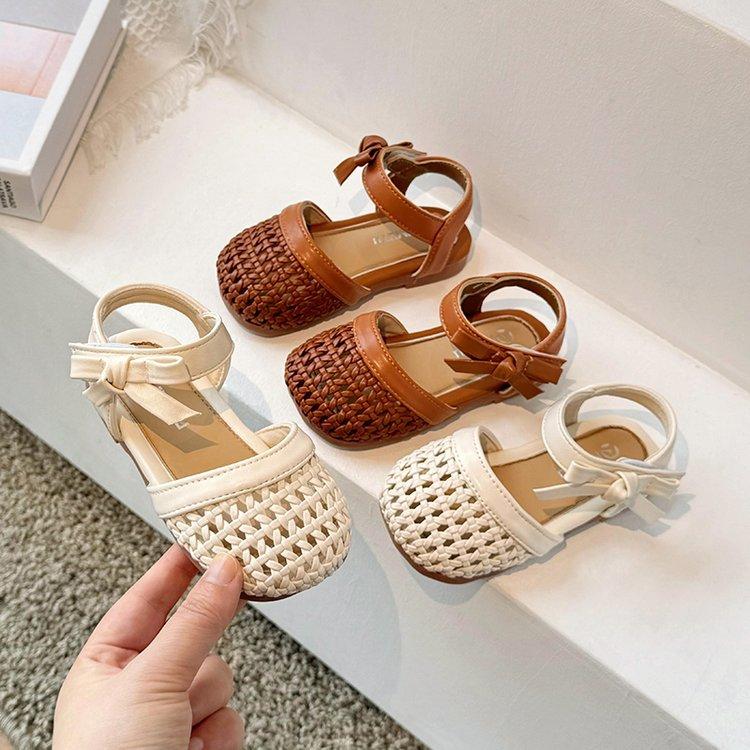 Girls Sandals Baotou Hollow Weaving 2025 Summer New Children's Shoes Girls Princess Shoes Soft Sole Baby Shoes