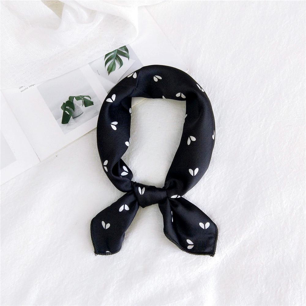 50 Seiden-Carrés: Vielseitige Frühlings-/Sommer-Halstücher für Damen - Koreanischer Stil