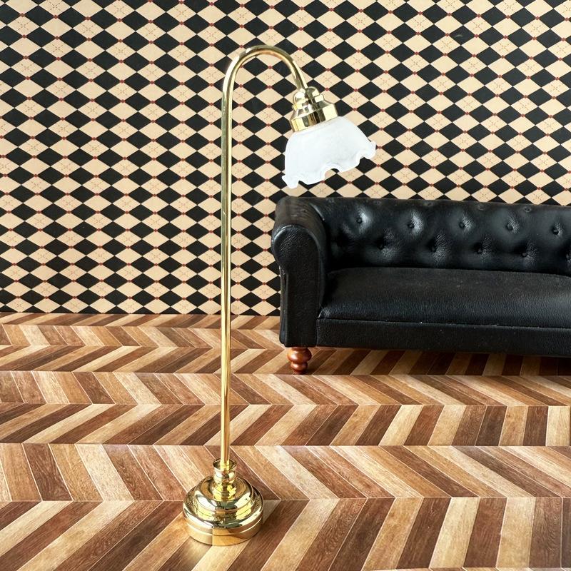 1Pcs 1:12 Scale Dollhouse Floor Lamp Gold Base with White Floral Bud Shade LED Lighting Miniature Model Decor