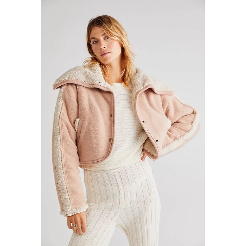 

FP Giant Heattech Teddy Plush Lining Coat Collar Patchwork Super Warm Silm Profile Snap Button Short Coat USD 168 Bean paste with apricot Velvet XL