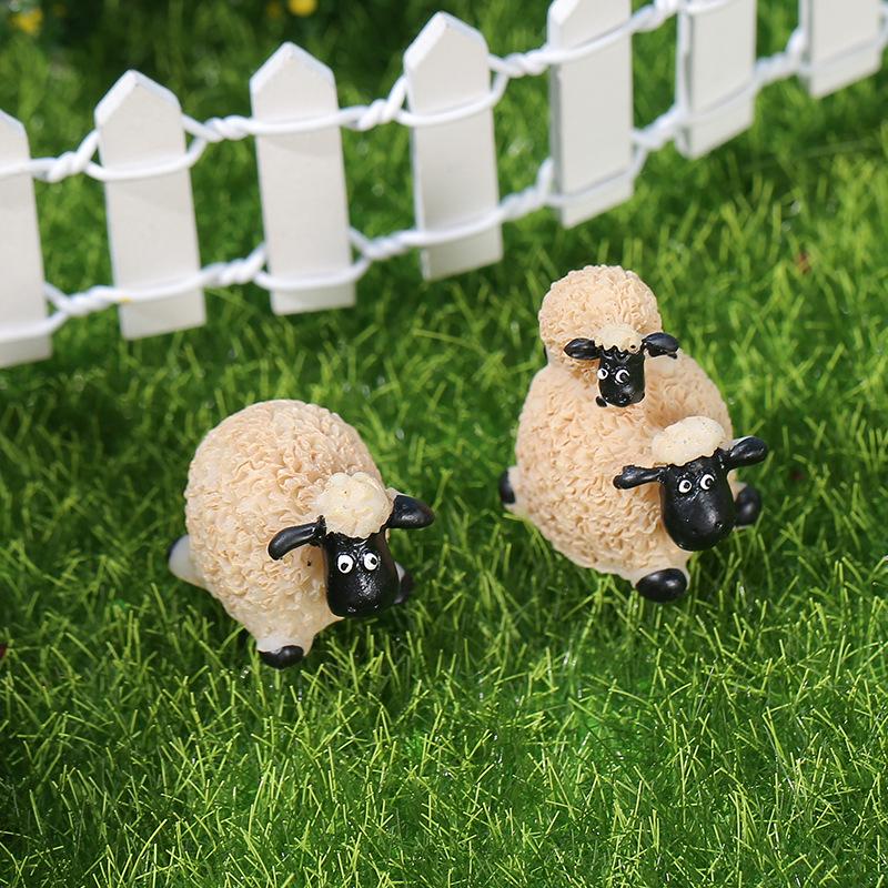 Moss Micro Landscape Ornaments: Cute Resin Sheep ZAKKA Miniature for Bonsai Decoration