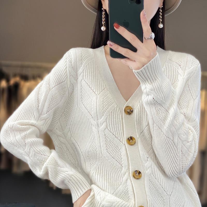 Women's Diamond Knit Wool Cardigan - Thick, Casual, Cable Knit Sweater for Autumn/Winter 2023, Loose-Fit and Versatile.