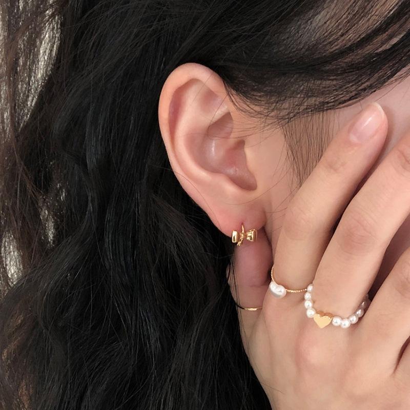 Small Glossy Bow Metal Ear Buckle Female Simple Sweet Fresh Cute Fashion Personality Versatile Earrings