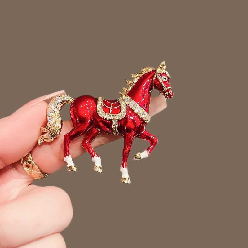 

Exquisite Rhinestone Running Horse Brooches For Women Men 4-color Enamel Animal Brooch Pins Year Of The Horse Party Jewelry Gift