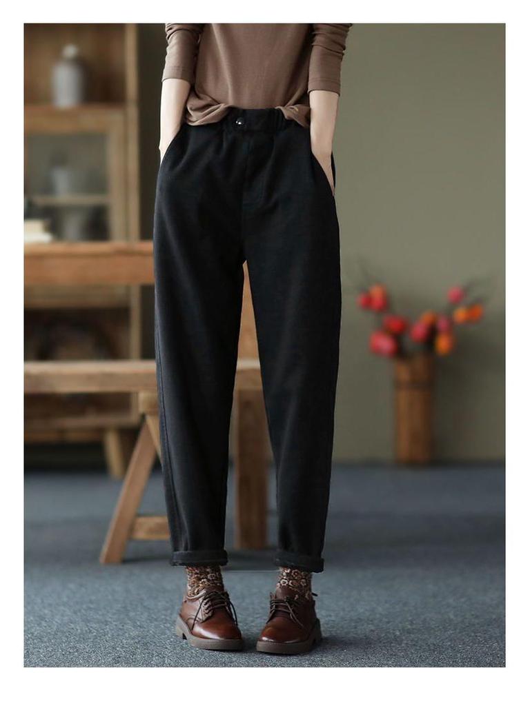 Plus Size Women's Velvet Thick Harem Pants: Autumn/Winter Slimming & Warm Casual Wear
