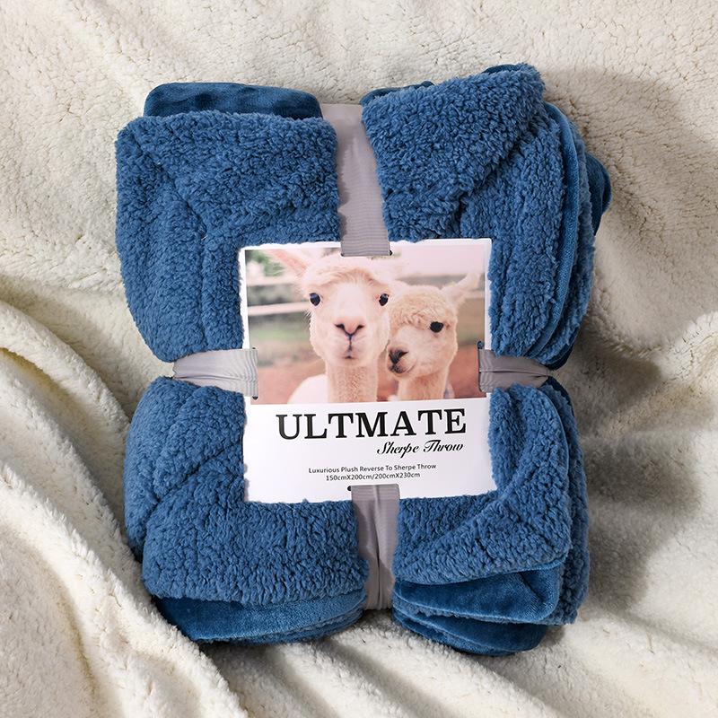 Double-Layer Thickened Flannel and Lamb Fleece Blanket with Solid Color and Custom Logo