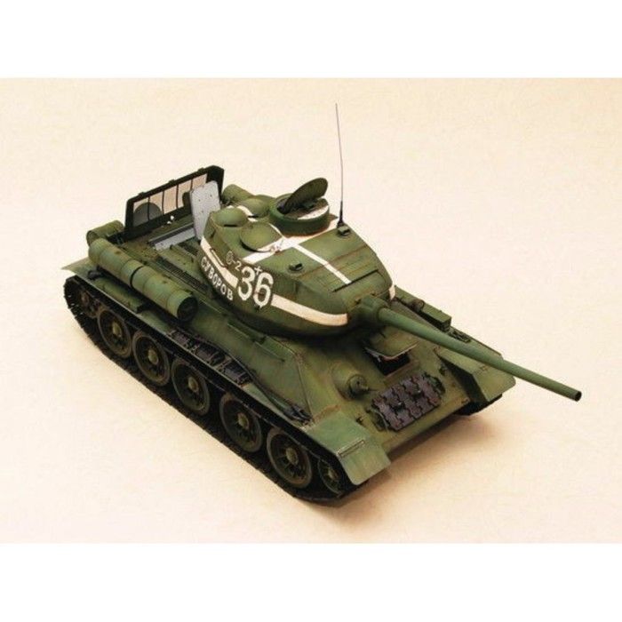 Modèle réduit - TRUMPETER - T-34/85 MODEL 1944 - 1:16 - Intérieur - À partir de 14 ans