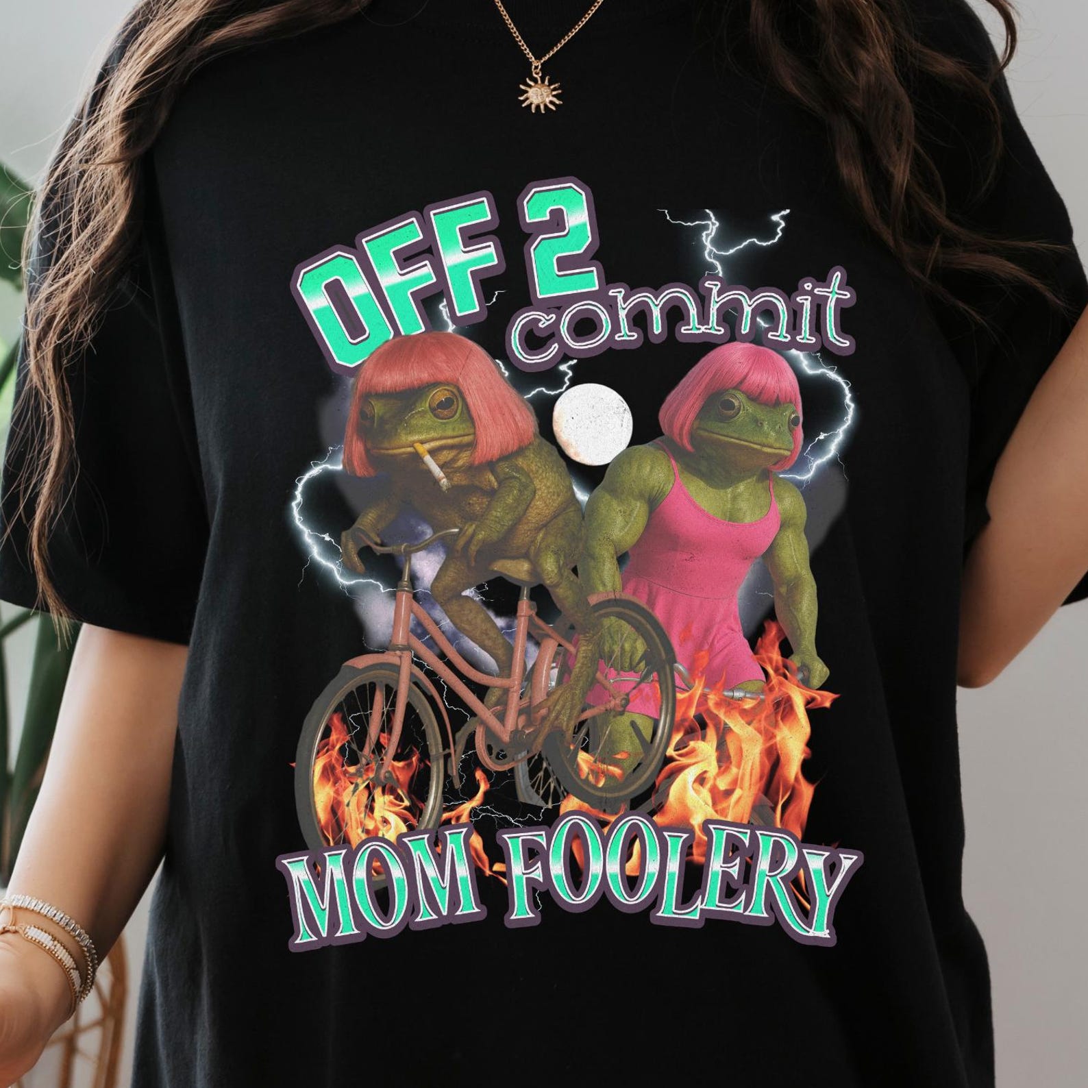Funny Frog Mom Foolery Shirt – Weirdcore Meme Graphic Tee 4XL