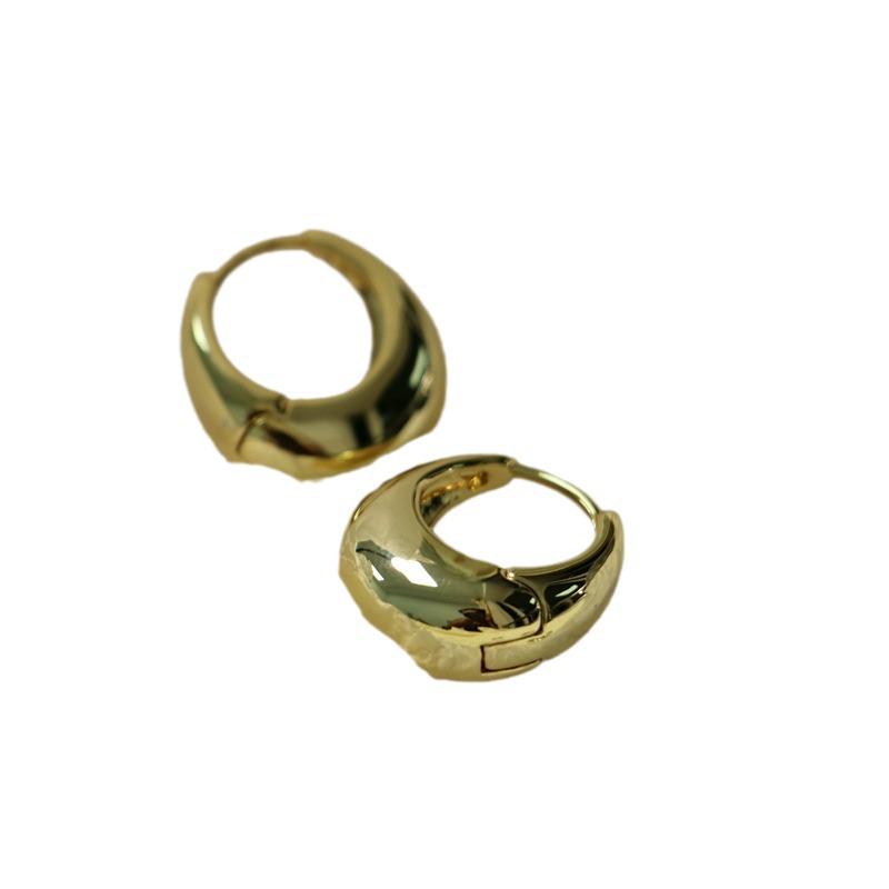 Gold-Plated Brass Teardrop Earrings: Minimalist, High-End, Mirror-Polished Jewelry