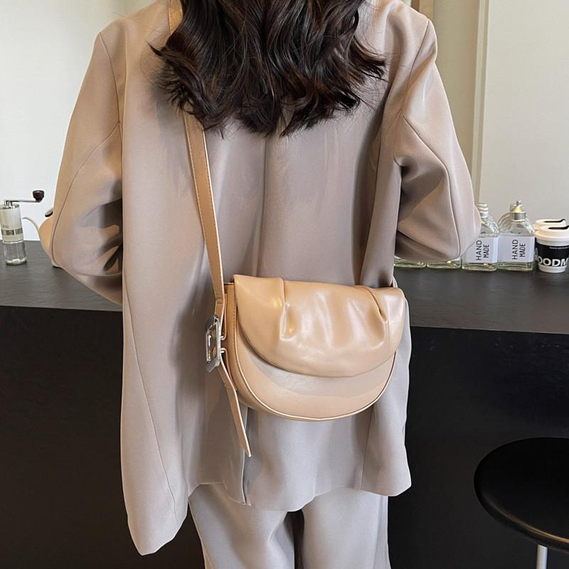 2024 New Spring Women's Saddle Bag Urban Minimalist Pu Shoulder Crossbody Bag Folded Design