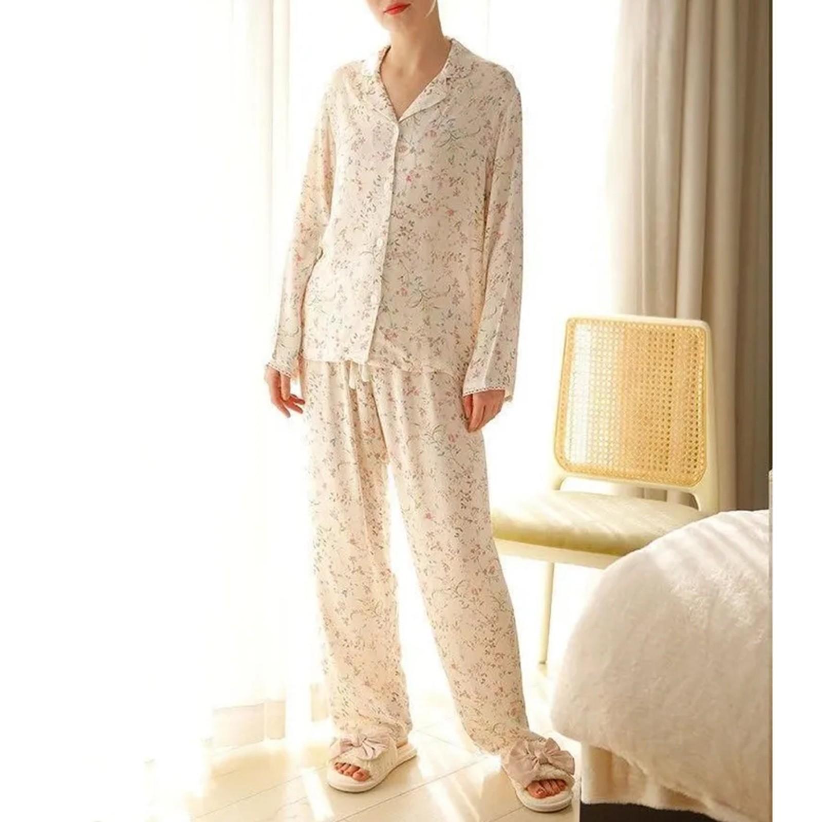 

Женский весенний спортивный комплект из двух частей для отдыха XXL белый