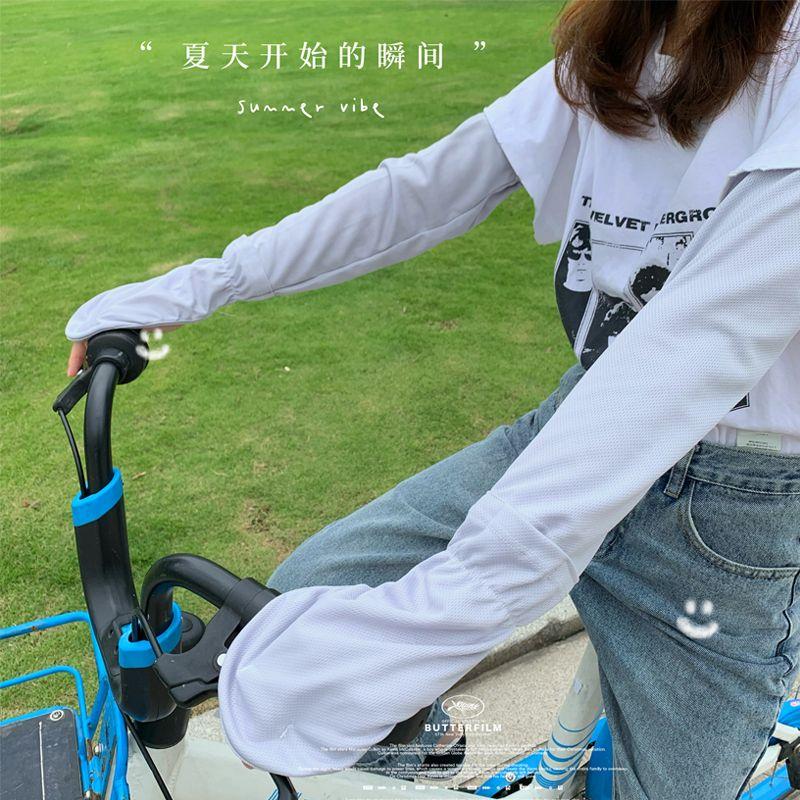 

Japanese UV Plus Size Ice Sleeve Gloves Women s Summer Driving Cycling Cycling Sun Protection Loose Arm Guard UV Protection Oversleeve In Stock! Fast delivery! All yards