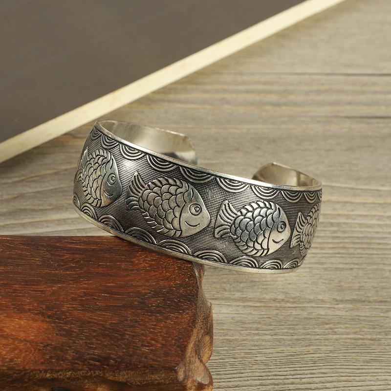 Retro Silver Bracelet Engraved Opening Wide Bracelet Fashionable Personality Miao Silver Old Antique Jewelry