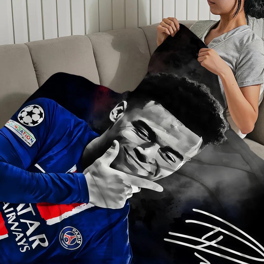 Famous Athlete Blanket Soft Comfortable Nap Plush Suitable For Iiving Room Office Bedroom D-Desire Football D-Doue Home Kid Gift
