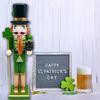 38cm Holz Grün Shamrock Nussknacker Designs Figur St. Patricks Day Figuren Irisches Festival Soldatenfigur für Sammler