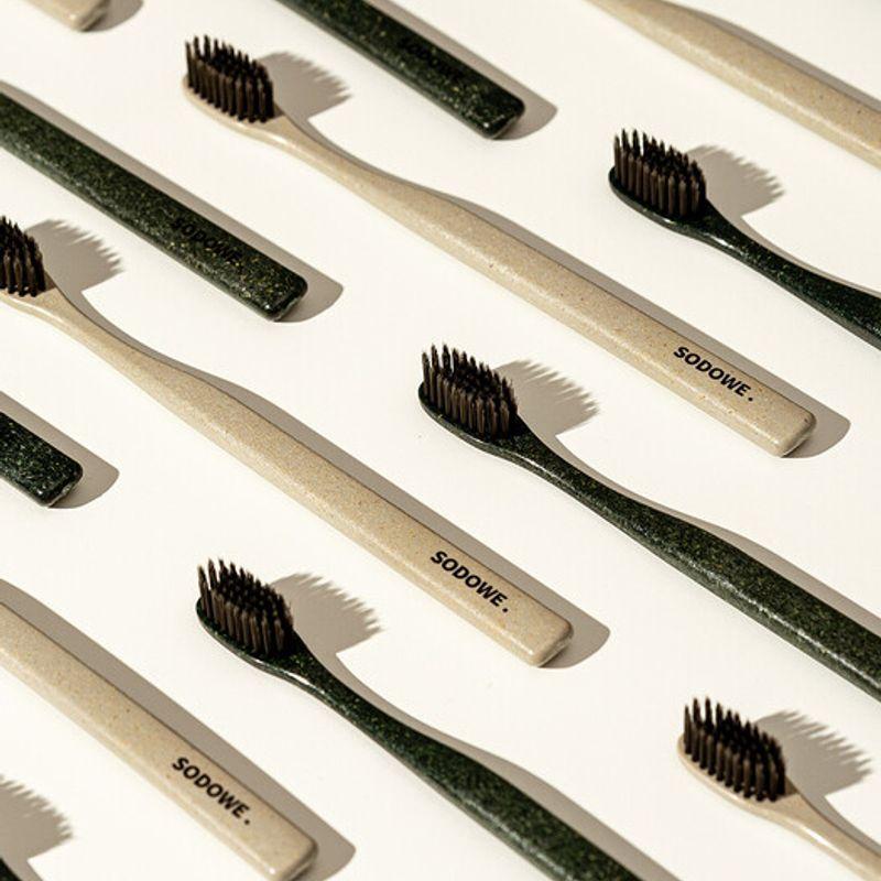 SODOWE Soduwi Woodchip Triple Double-Sided Fine Bristles Toothbrush x 6 (Mixed) triple toothbrush x 6ea(mix)