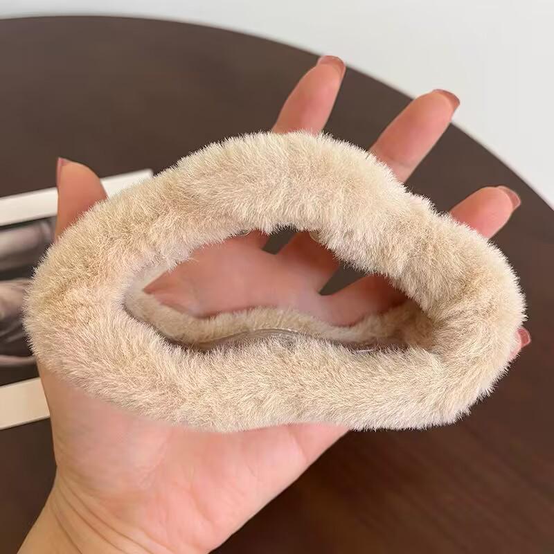 Women’s 2024 Large Plush Claw Clip - High-End Cloudy Fluffy Hair Accessory