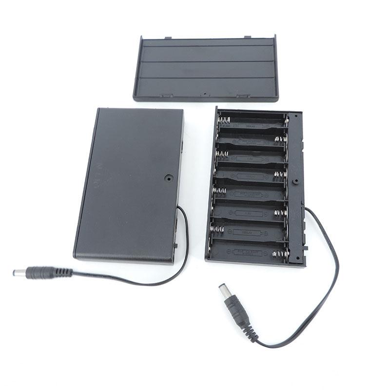 Uchwyt na baterie 12 V 8 AA Pudełko do przechowywania Obudowa z wtyczką DC Plastikowy przełącznik zasilania 1,5 V Włącznik/wyłącznik baterii z zatyczką Przewód 8 baterii 1,5 V AA