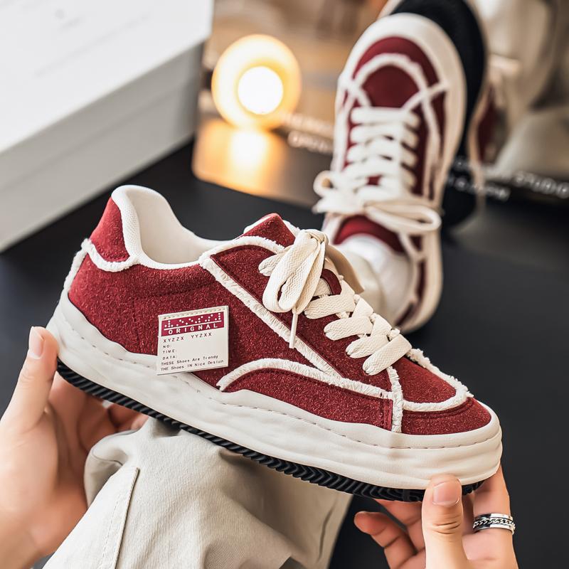 Fashion Suede Leather Mens Sneakers Fashion Trend Casual Shoes  Leisure Walking Casual Shoes Outdoor Skateboard Footwear Tenis Masculino