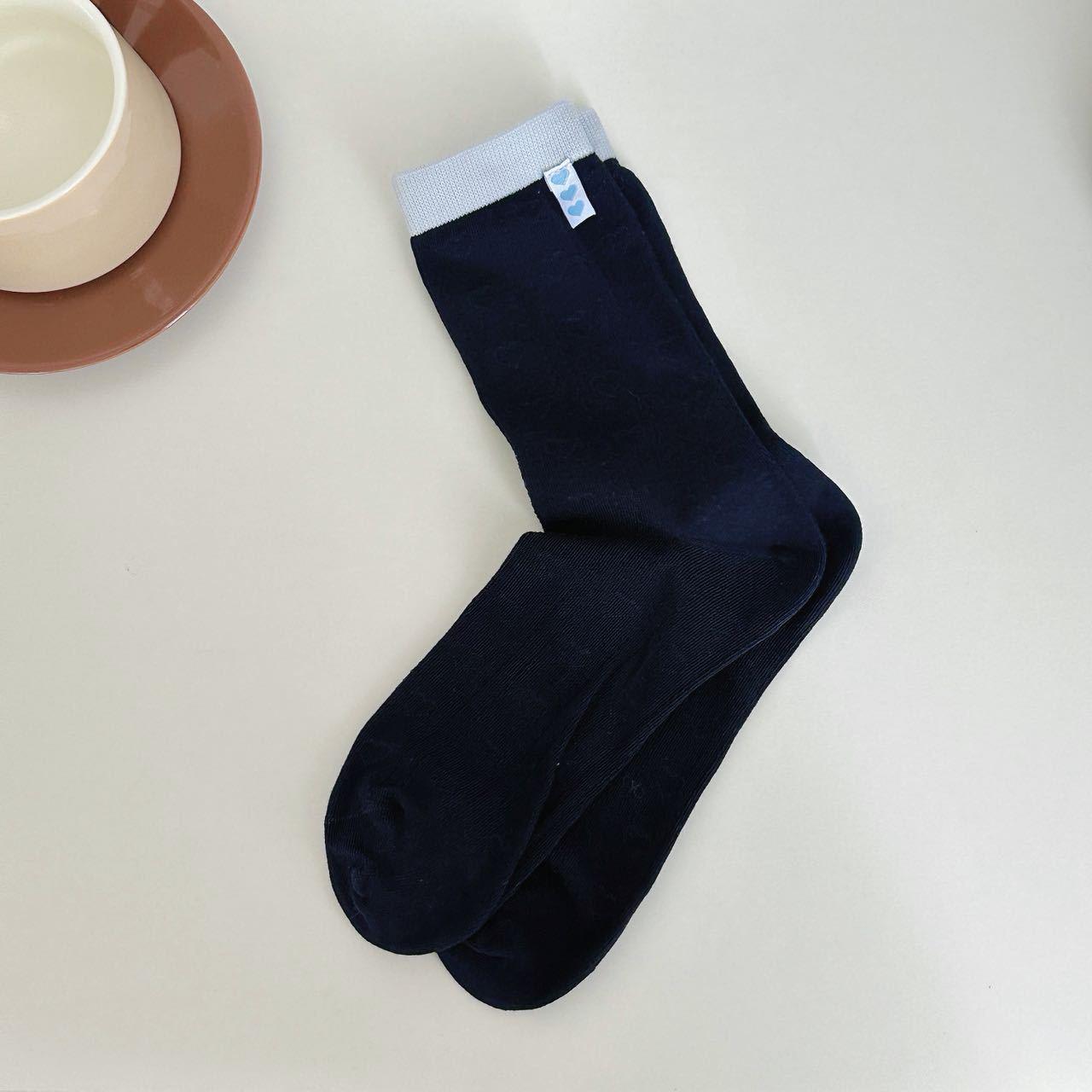 Women s Academy Style Mid-Calf Cotton Socks - Breathable, Sweat-Wicking, Soft, and Skin-Friendly. One Size
