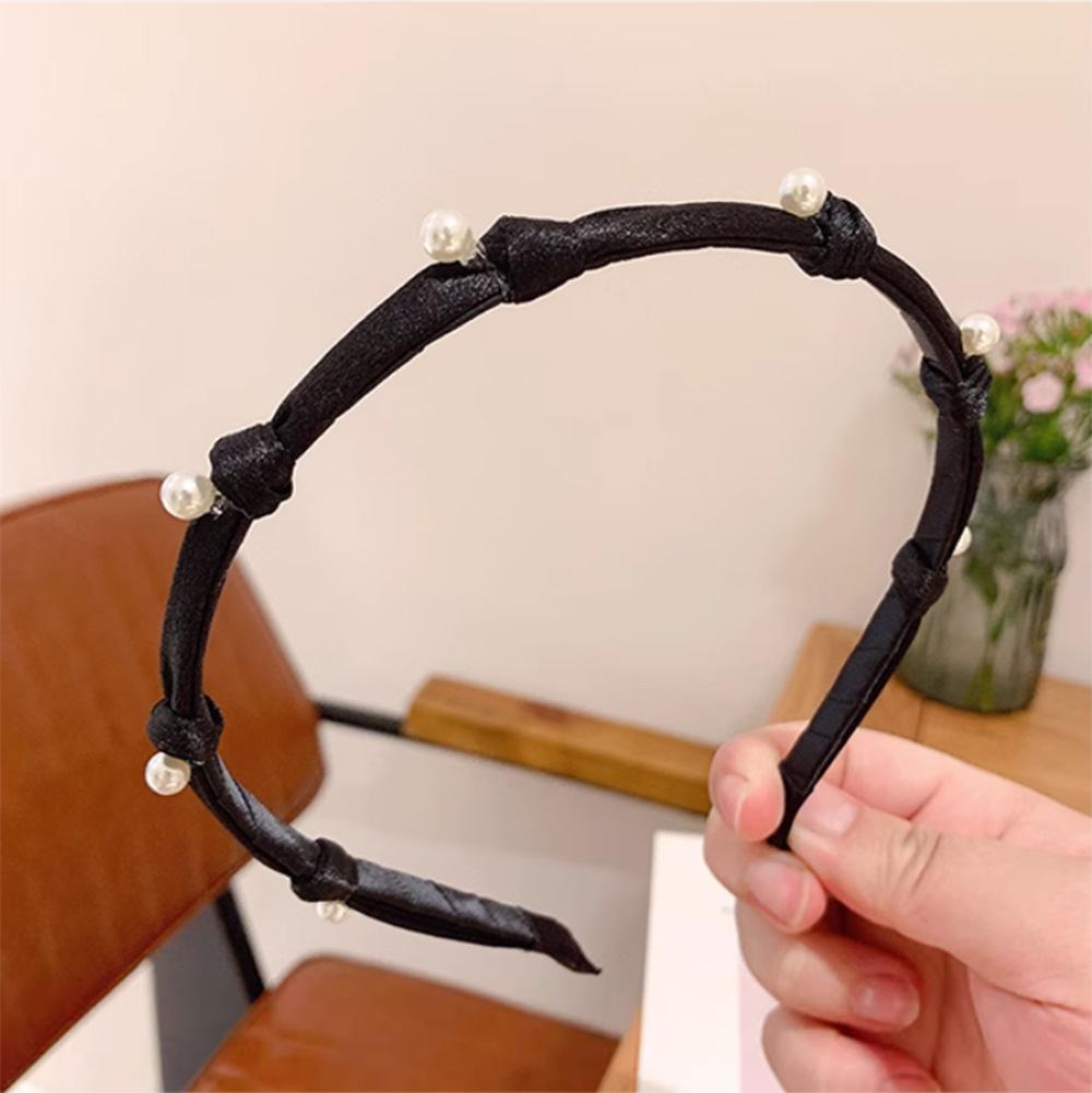 

Повязка на голову с черным бантом и жемчугом Xiaoxiang Girl - элегантный и модный аксессуар для волос