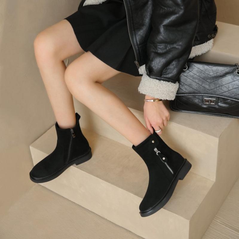 Autumn and Winter Women's Platform Knight Boots Round Head Low Heel Large Size Medium Boots Non-slip Square Heel New Rubber Sole Women's Boots