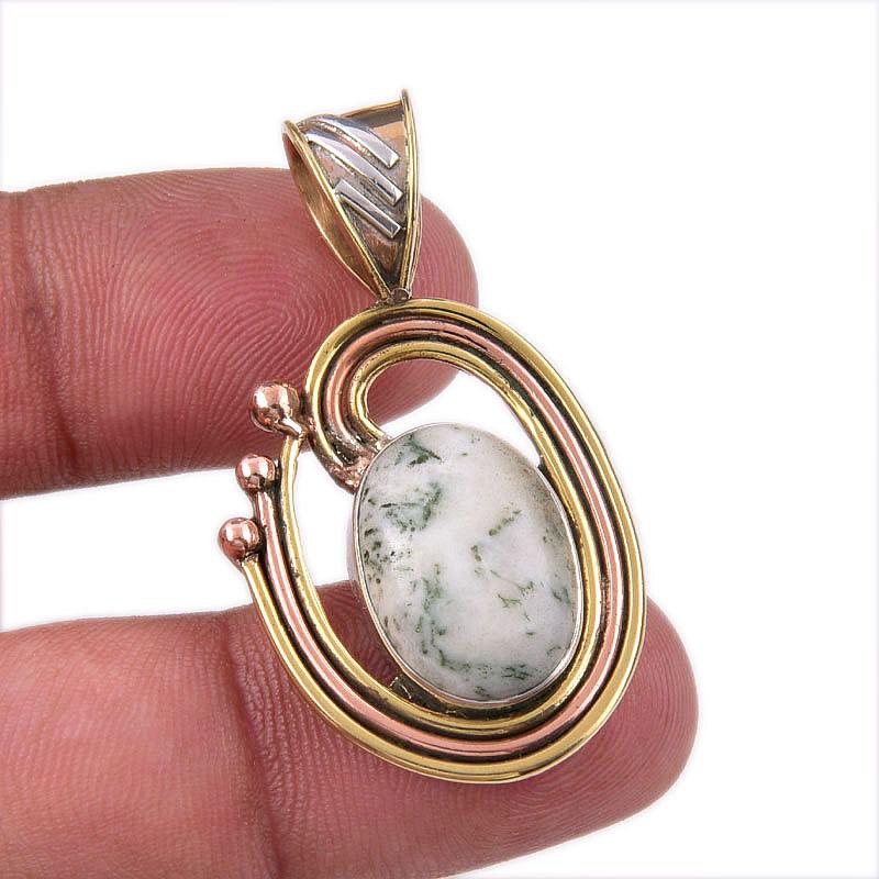 

Natural Green Dendrite Opal 925 Sterling Silver Gift TwoTone Pendant 1.50 y9r09