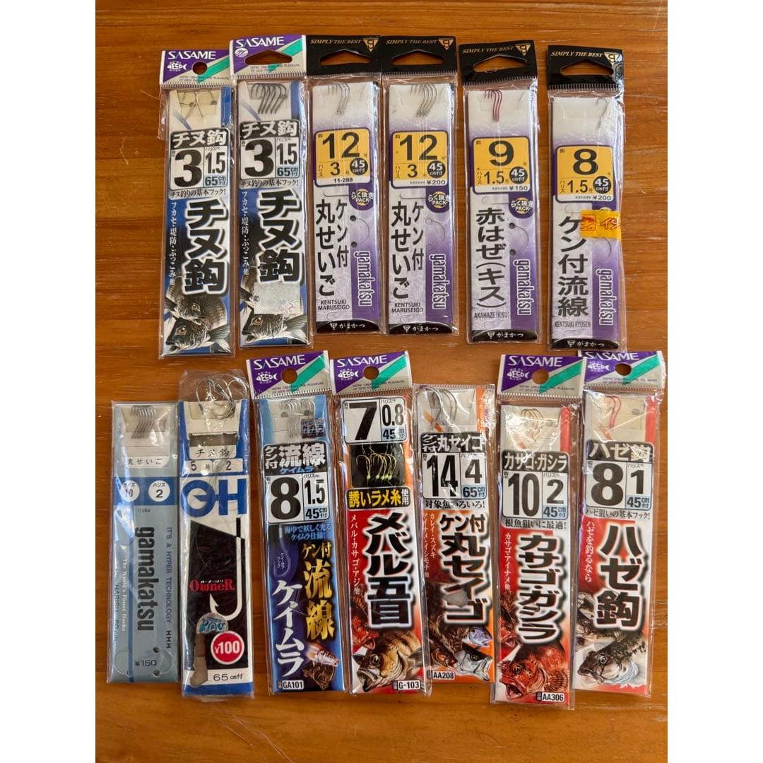 Used Fishing hooks sold in bulk, chinu hooks, streamlines with hooks, goby hooks, etc.