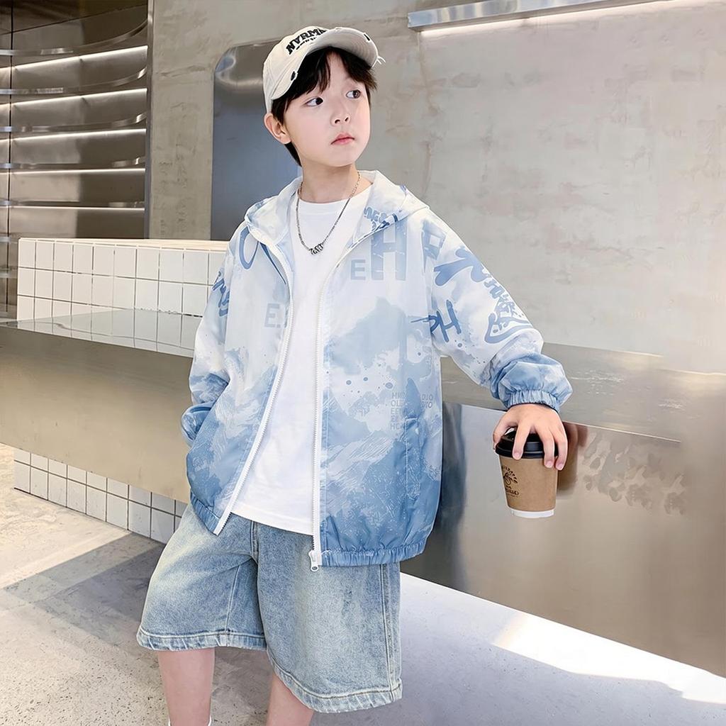 Boys' 2026 Sun Protection Jacket - Gradient, Breathable, and Stylish for Older Children