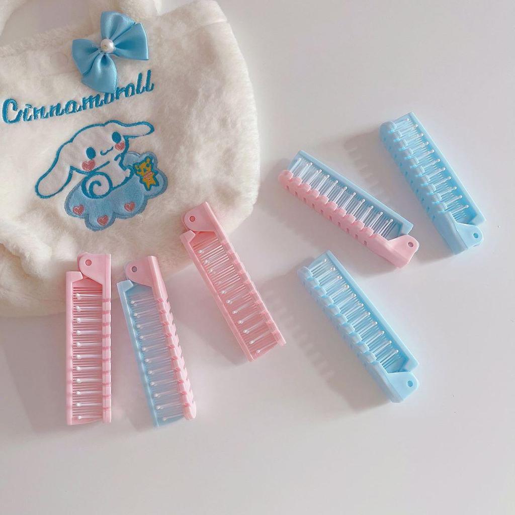 "Portable Double Folding Comb for Students - Massage and Hairstyling Tool for Dorms and Hotels"