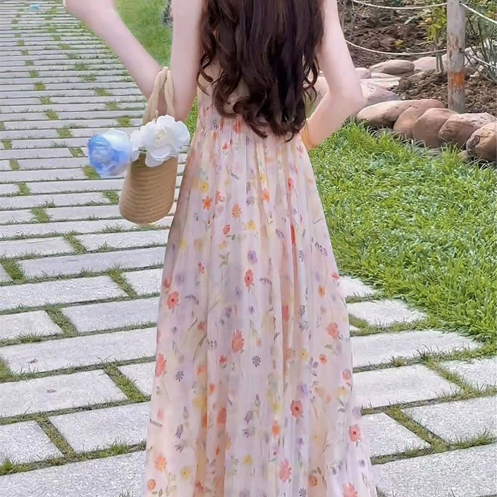 Holiday temperament sweet wind V-neck floral suspender dress women's summer popular beautiful waist A-word long dress
